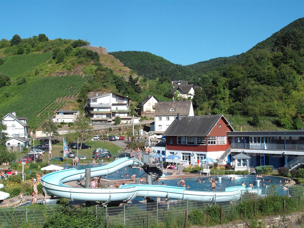 Pension Restaurant Luna Treis-Karden Exteriör bild